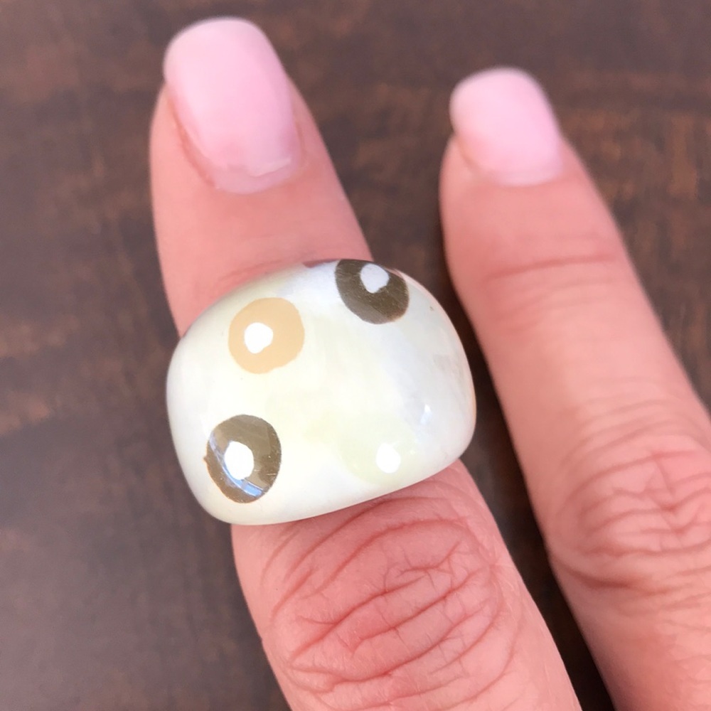 Cream Acrylic Dome Ring with Circle design